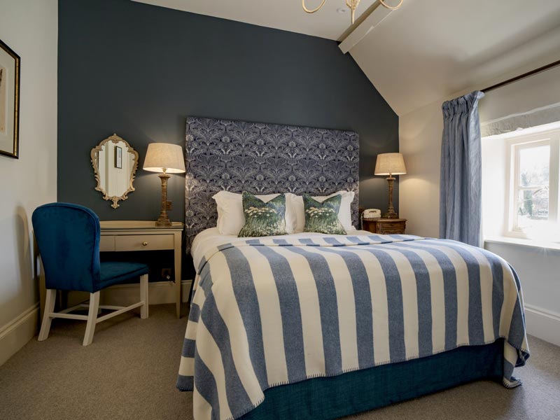 Superior Double bedroom at The Swan, Bibury